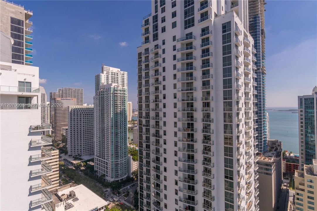 For Rent: $8,250 (3 beds, 3 baths, 1593 Square Feet)