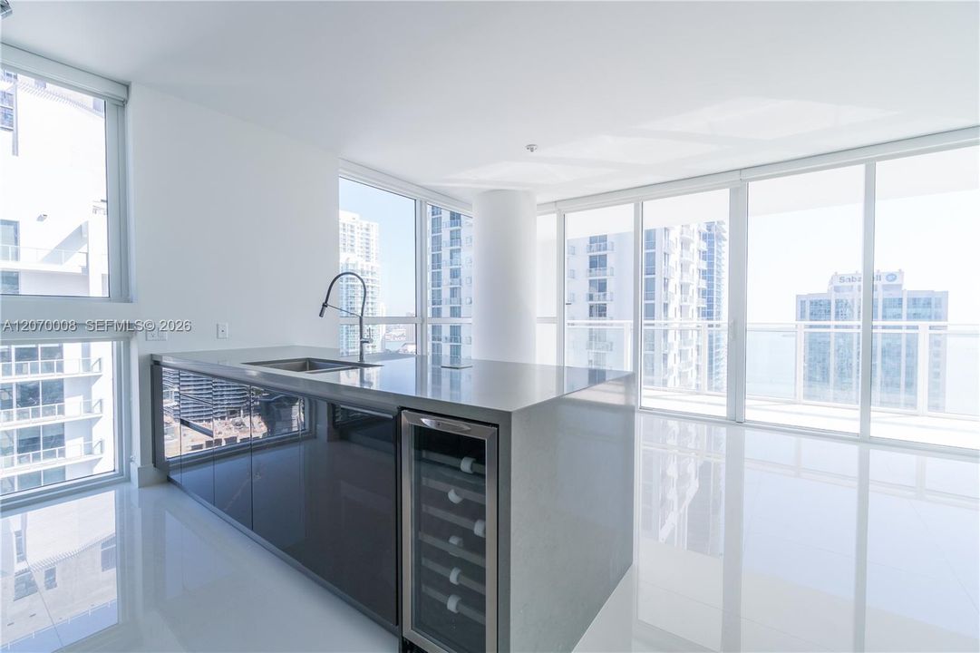 For Rent: $8,250 (3 beds, 3 baths, 1593 Square Feet)