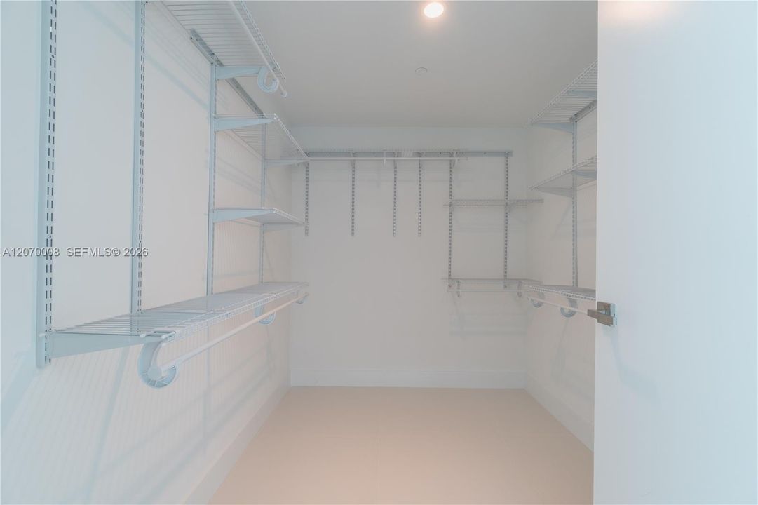 For Rent: $8,250 (3 beds, 3 baths, 1593 Square Feet)