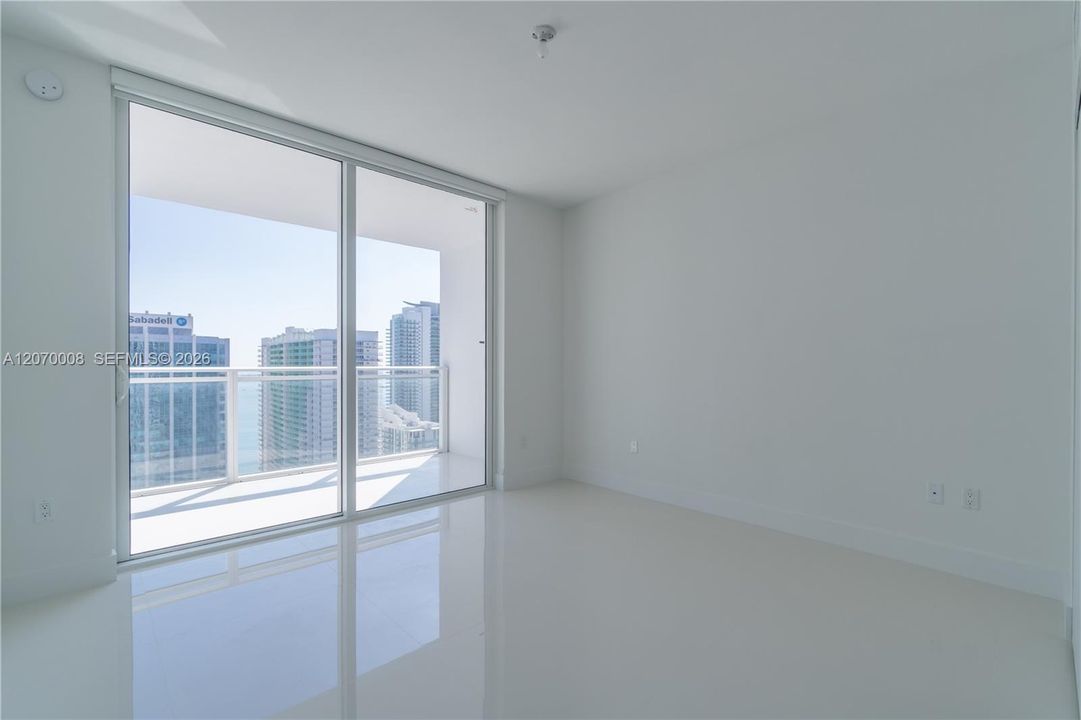 For Rent: $8,250 (3 beds, 3 baths, 1593 Square Feet)