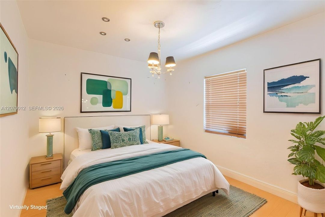 Active With Contract: $749,999 (5 beds, 4 baths, 2115 Square Feet)
