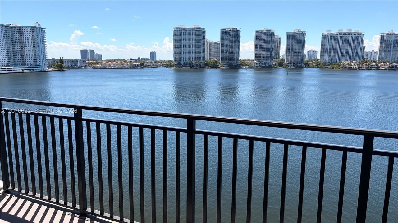 For Rent: $7,000 (2 beds, 2 baths, 1575 Square Feet)