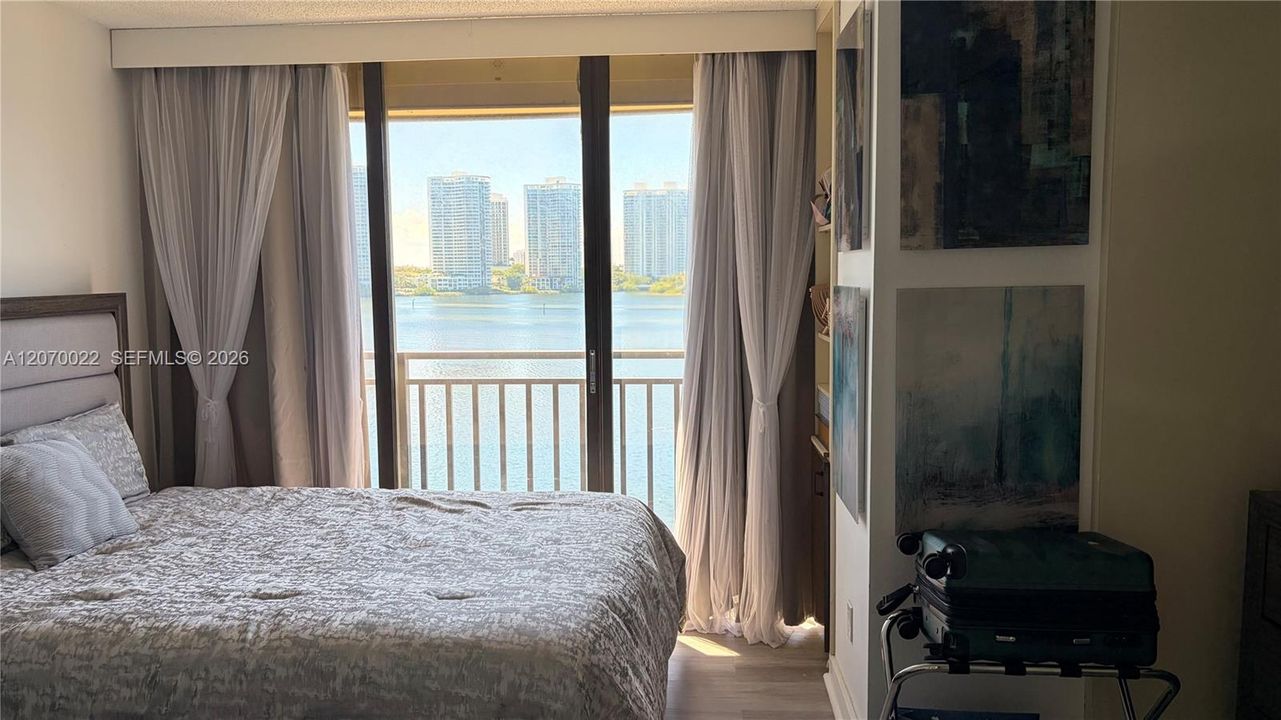 For Rent: $7,000 (2 beds, 2 baths, 1575 Square Feet)