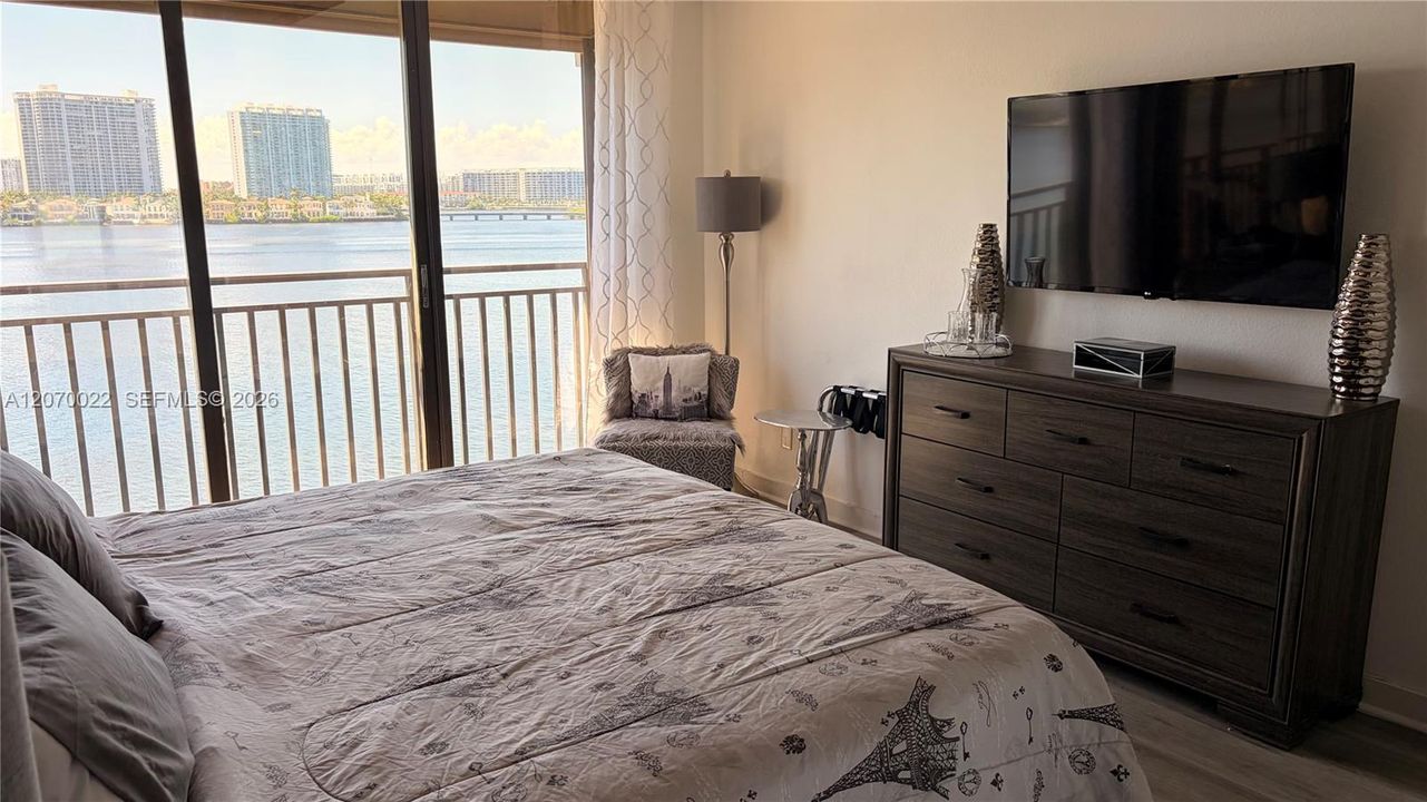 For Rent: $7,000 (2 beds, 2 baths, 1575 Square Feet)