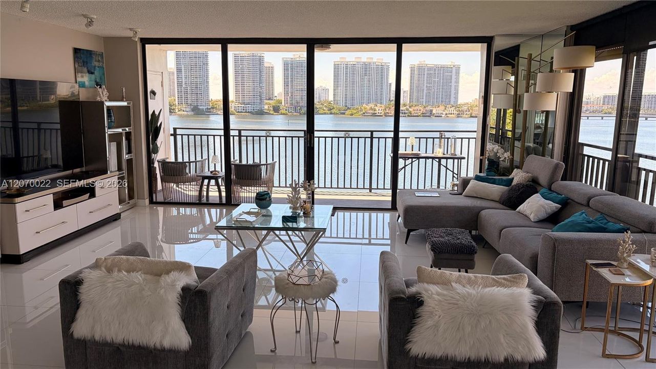 For Rent: $7,000 (2 beds, 2 baths, 1575 Square Feet)
