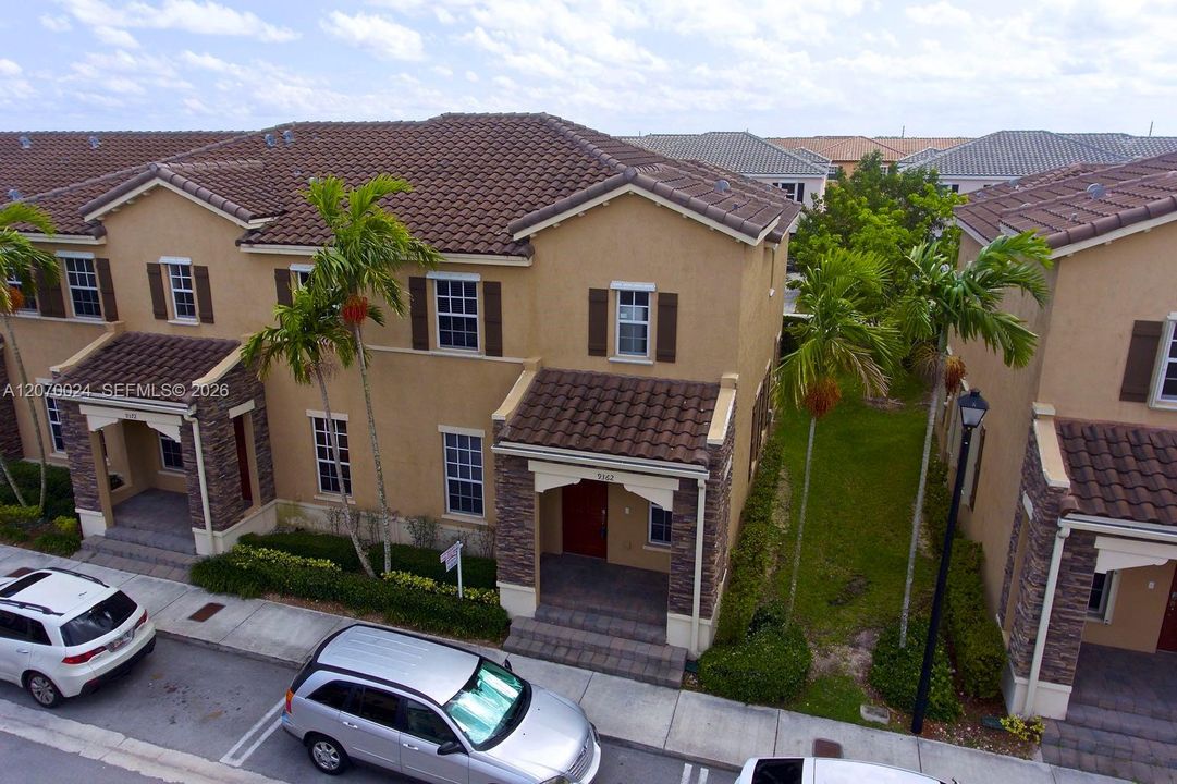 For Rent: $3,500 (4 beds, 3 baths, 2312 Square Feet)