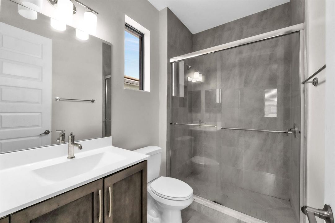 #32 Bath