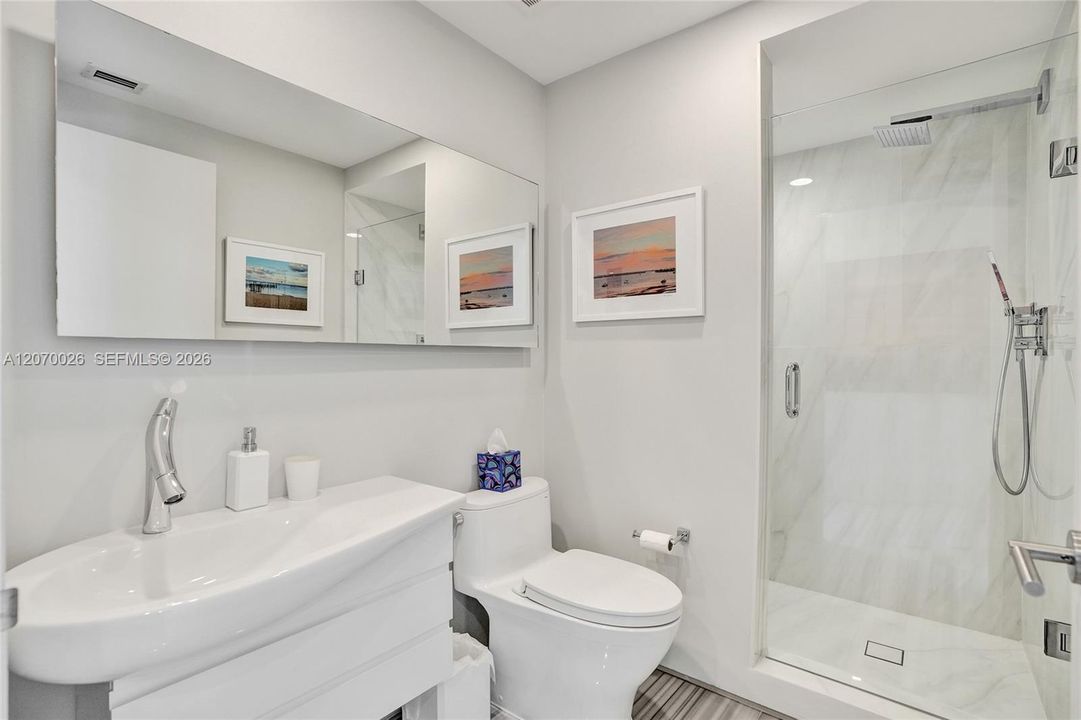 For Rent: $27,000 (4 beds, 4 baths, 2736 Square Feet)