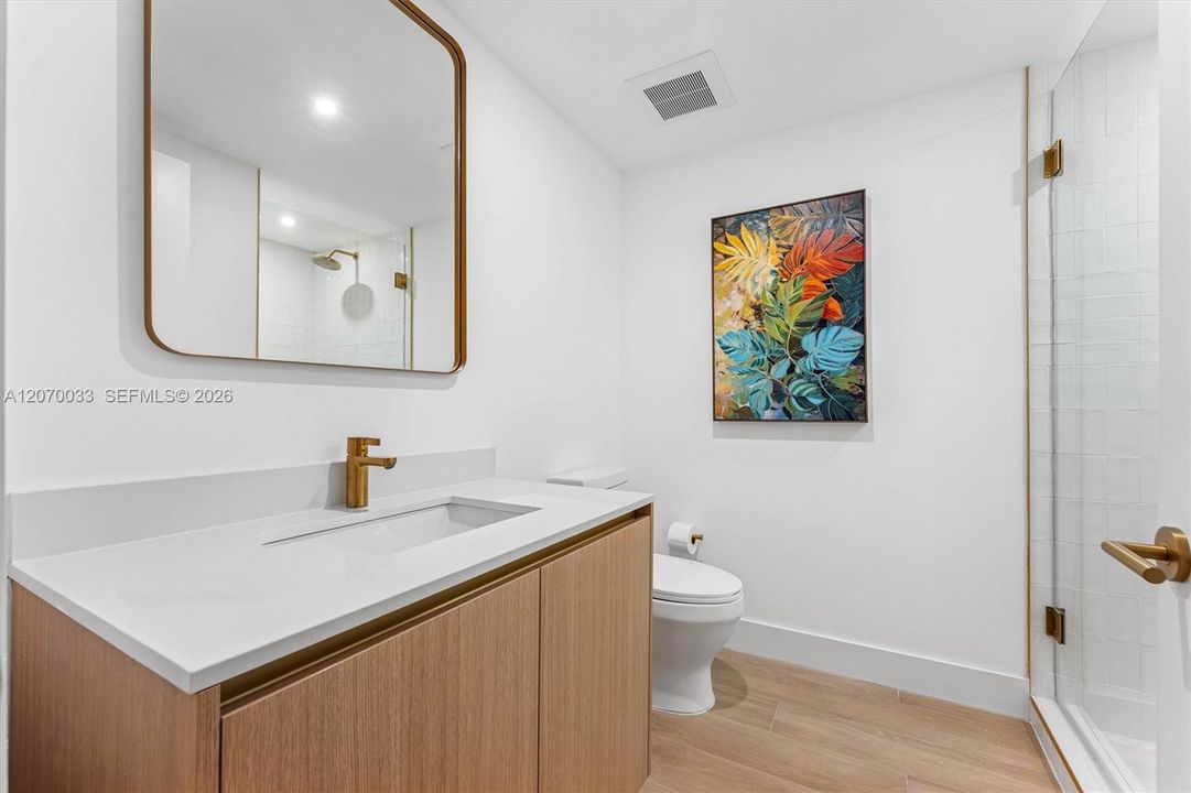 For Rent: $7,000 (1 beds, 2 baths, 0 Square Feet)