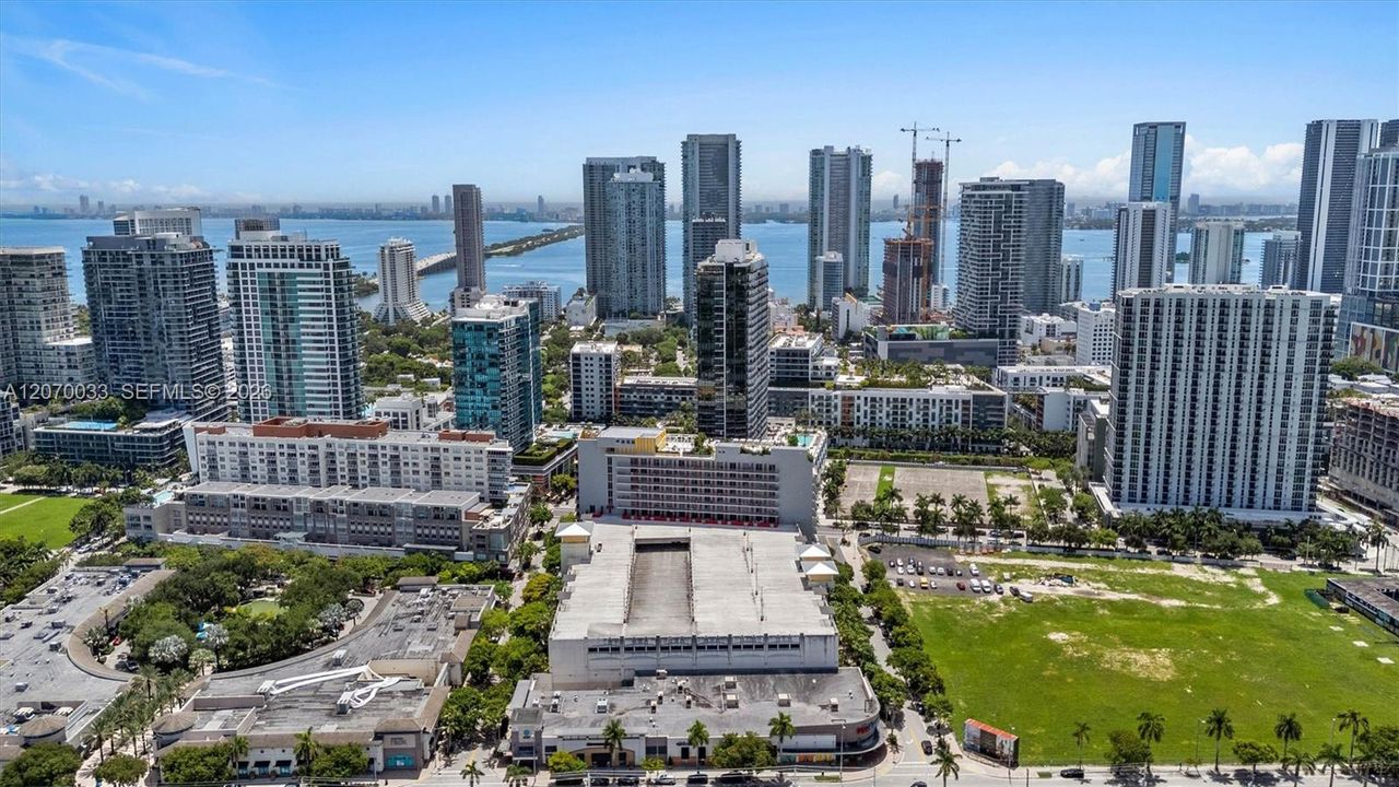 For Rent: $7,000 (1 beds, 2 baths, 0 Square Feet)