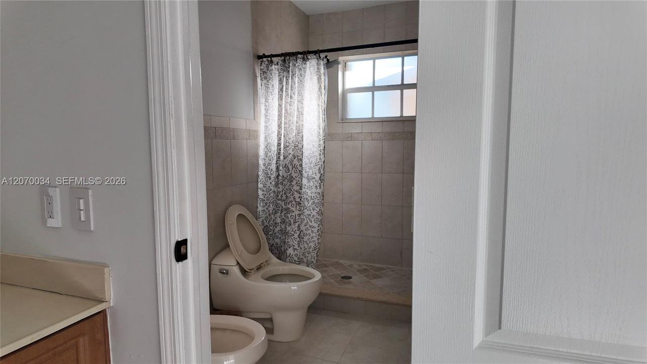 En Renta: $3,500 (3 camas, 2 baños, 1598 Pies cuadrados)