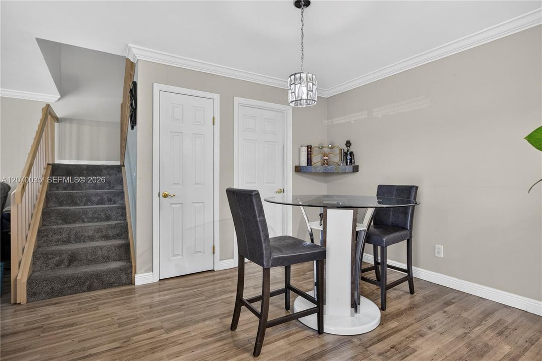 For Sale: $350,000 (3 beds, 2 baths, 1540 Square Feet)