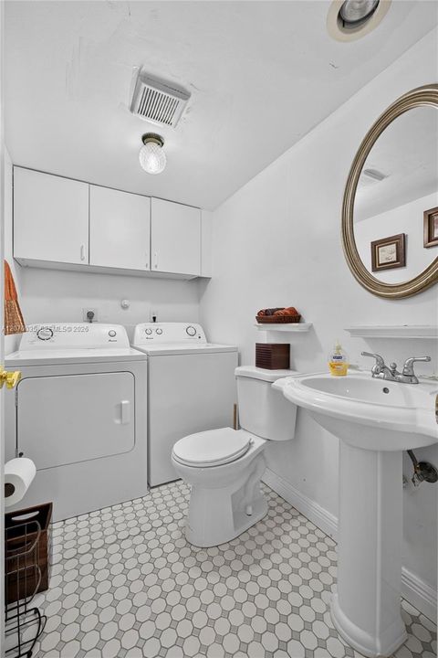 For Sale: $350,000 (3 beds, 2 baths, 1540 Square Feet)