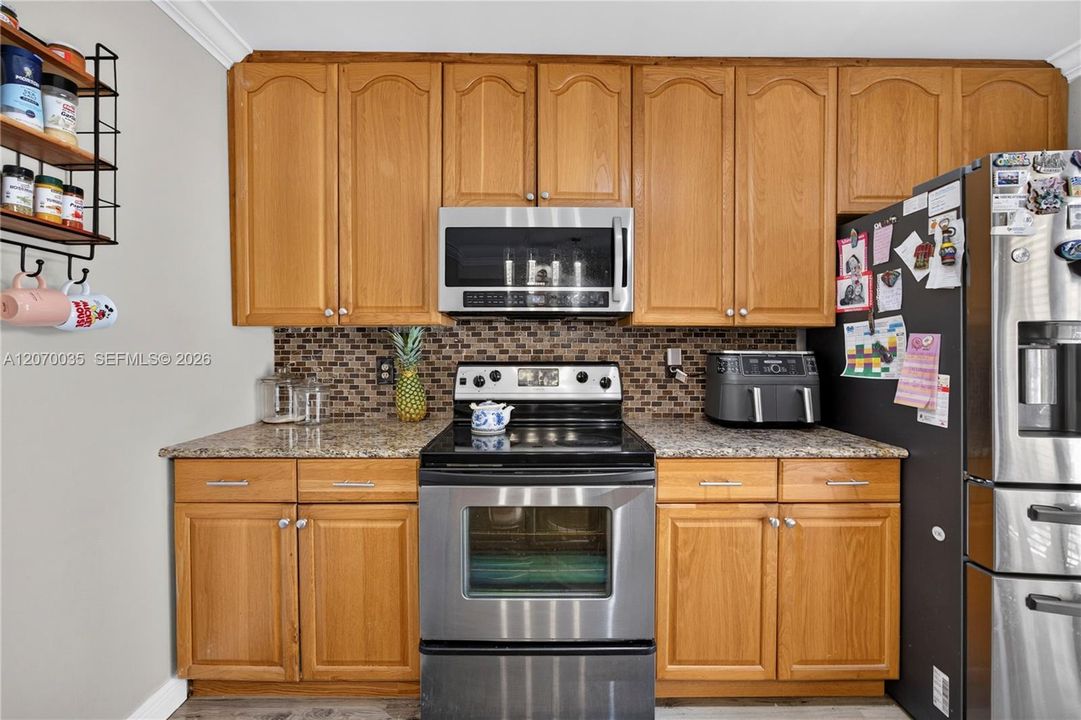 For Sale: $350,000 (3 beds, 2 baths, 1540 Square Feet)