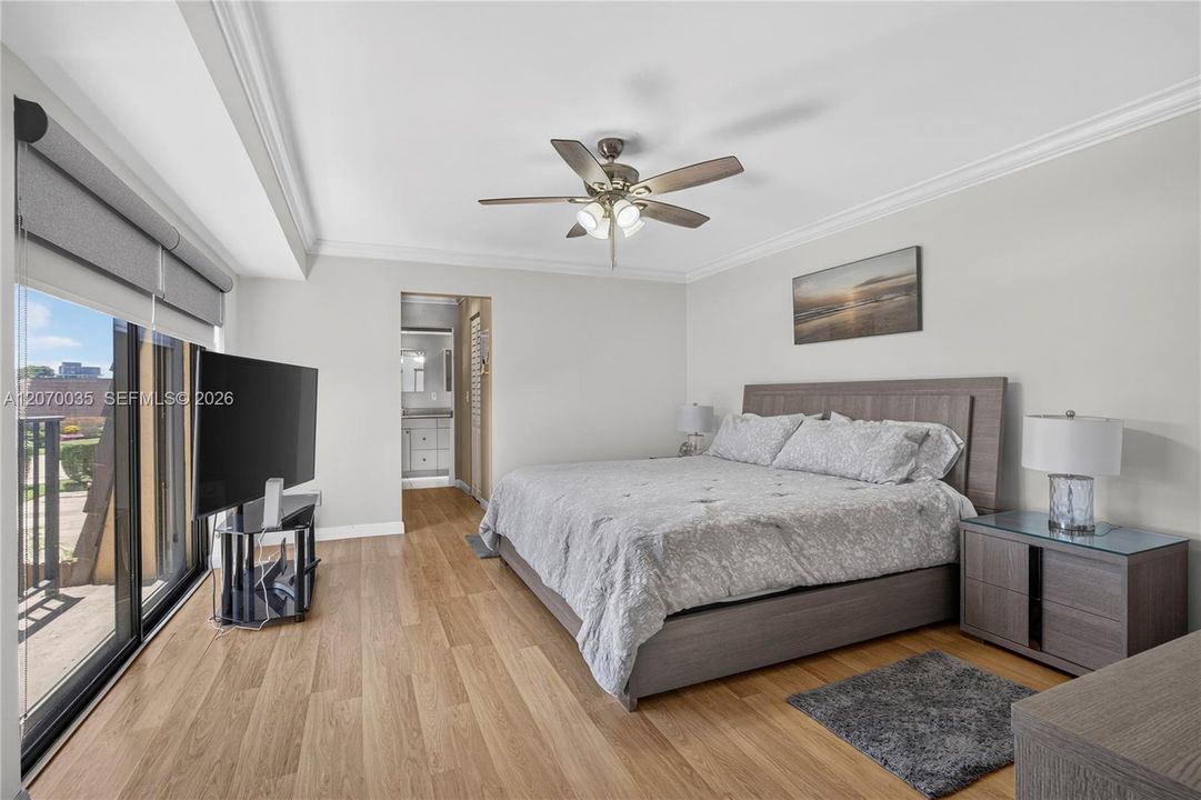 For Sale: $350,000 (3 beds, 2 baths, 1540 Square Feet)