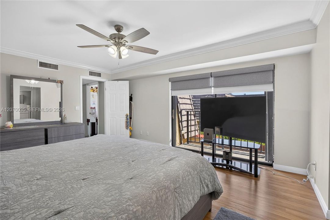 For Sale: $350,000 (3 beds, 2 baths, 1540 Square Feet)