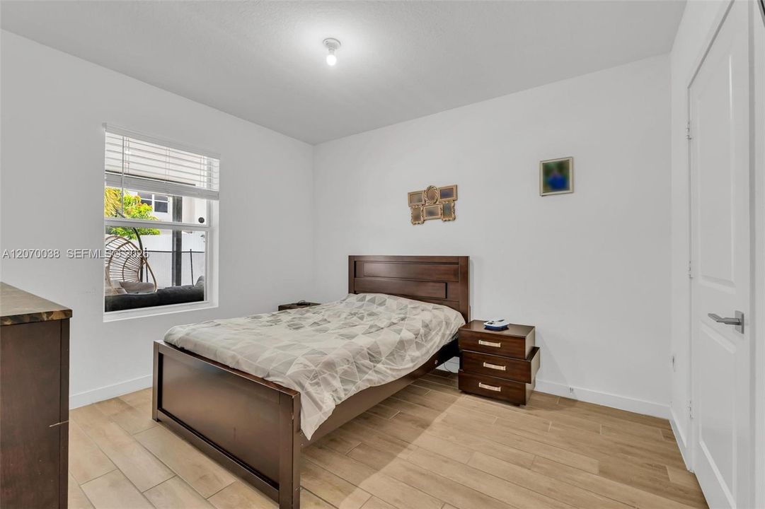 For Rent: $4,200 (4 beds, 3 baths, 2126 Square Feet)