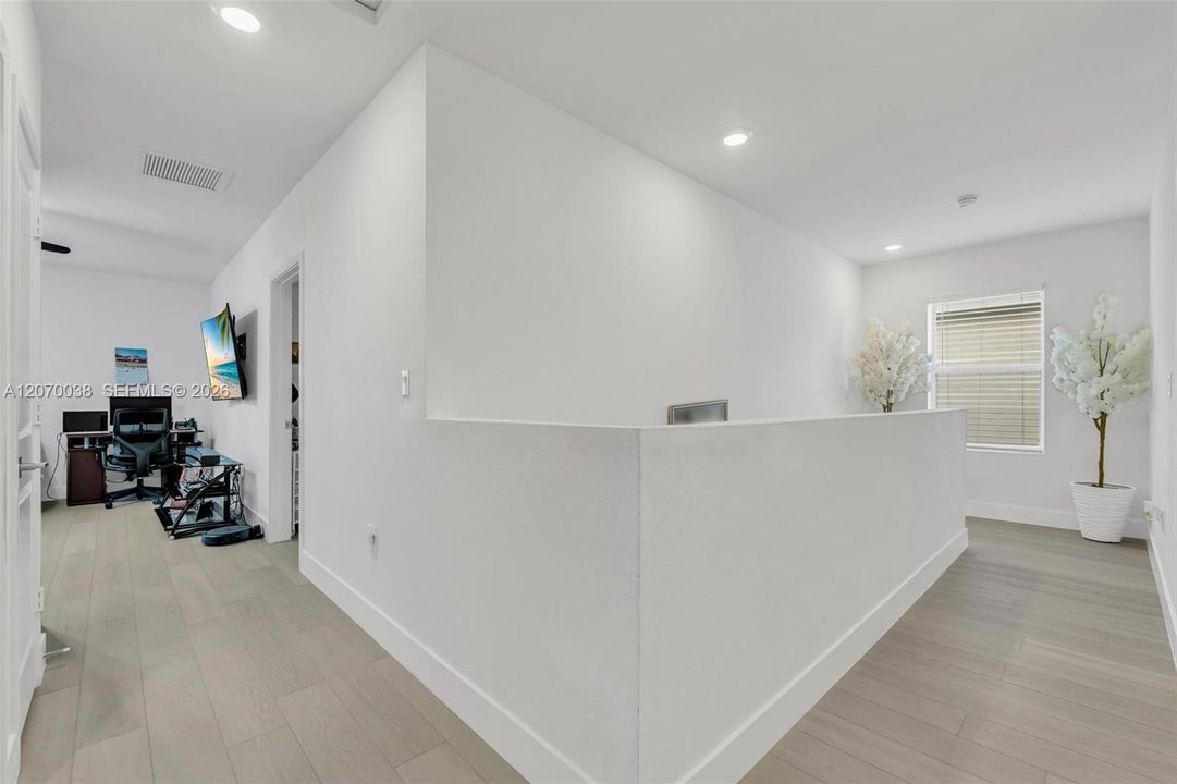 For Rent: $4,200 (4 beds, 3 baths, 2126 Square Feet)