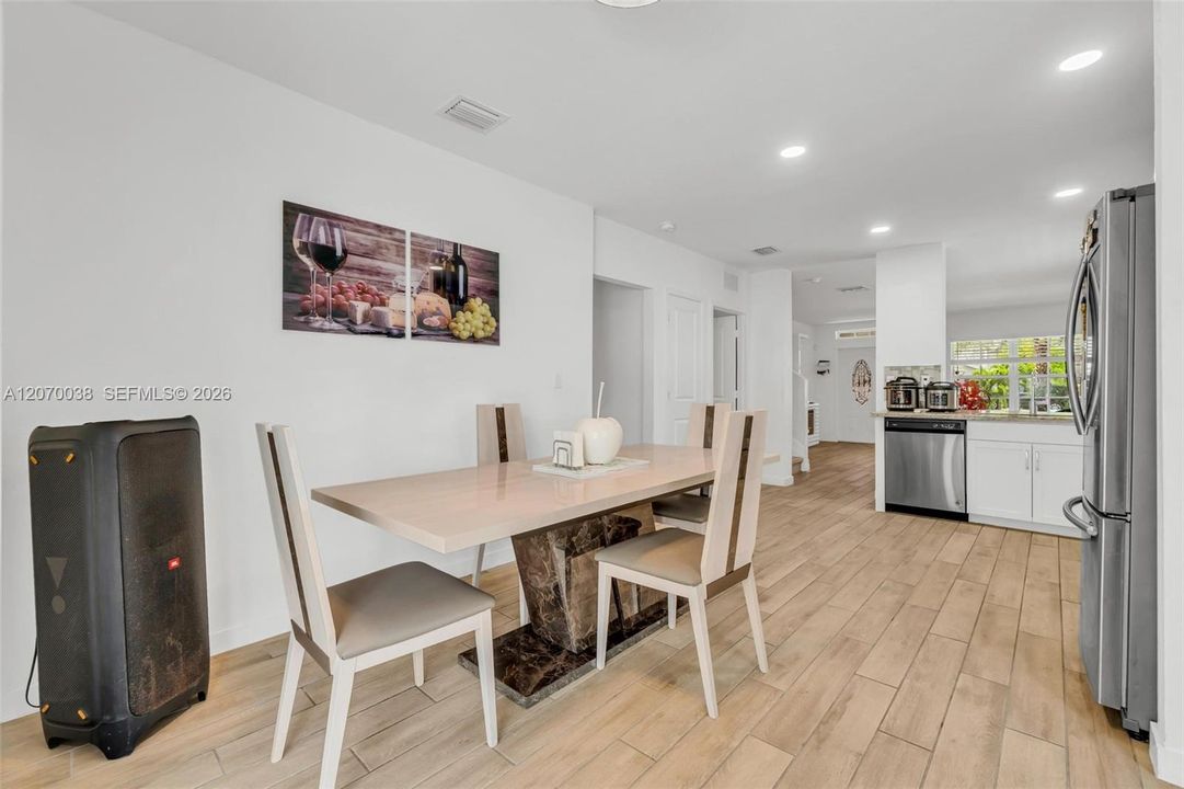 For Rent: $4,200 (4 beds, 3 baths, 2126 Square Feet)