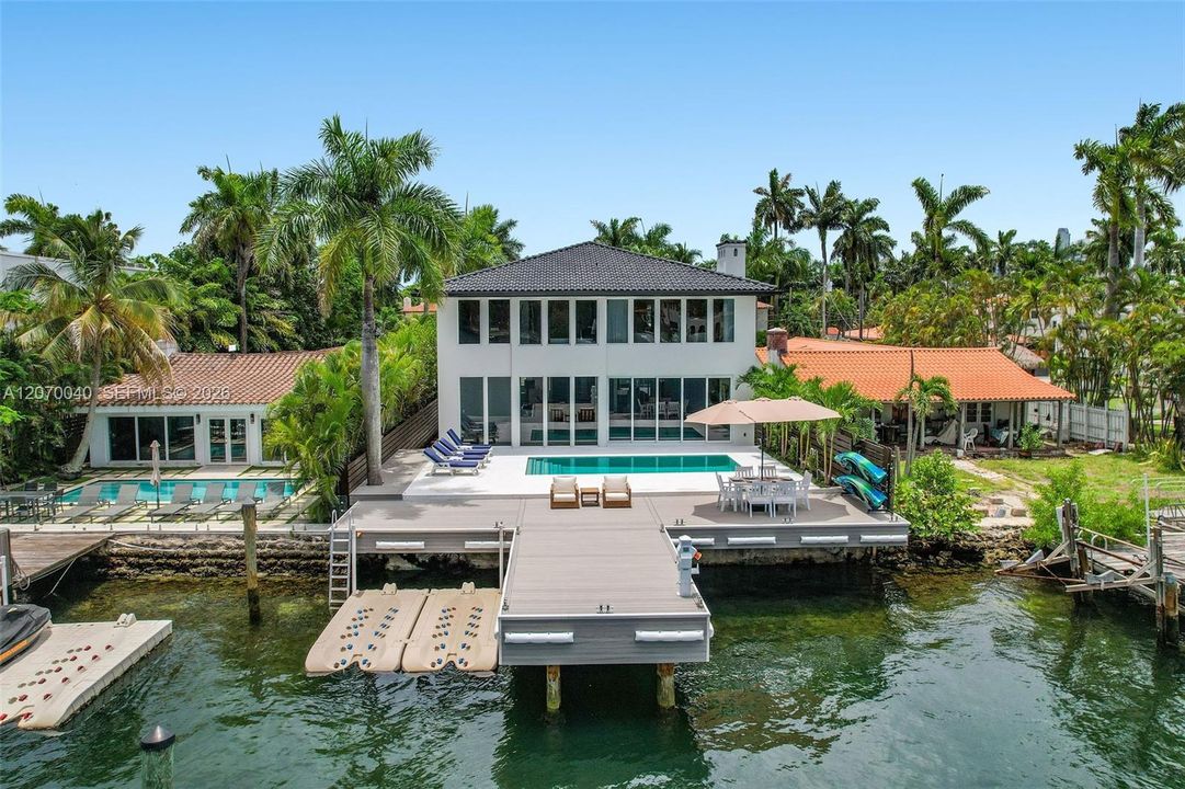 For Rent: $69,000 (5 beds, 5 baths, 5202 Square Feet)