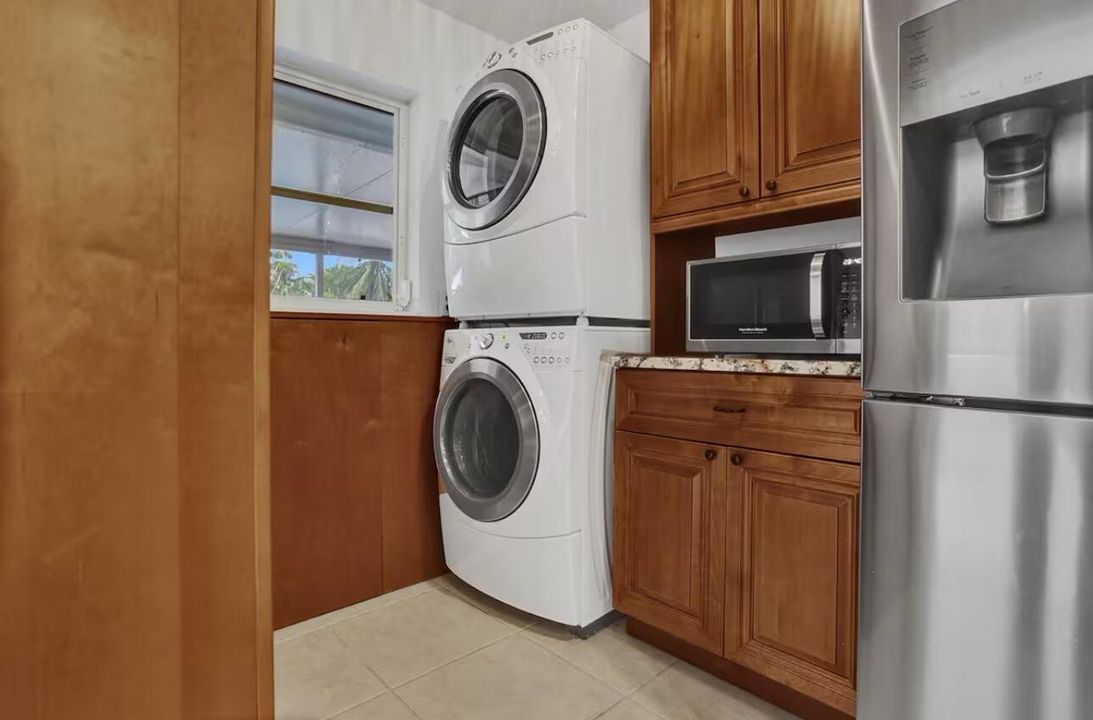 Laundry Rm