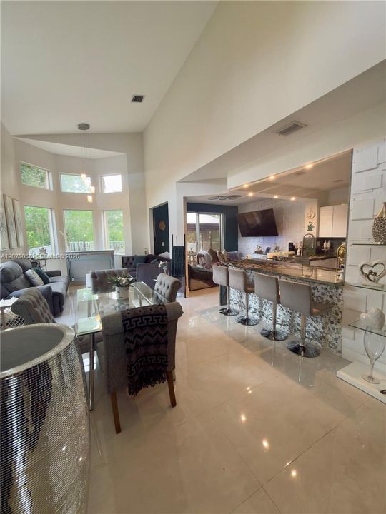For Rent: $4,550 (3 beds, 2 baths, 1623 Square Feet)