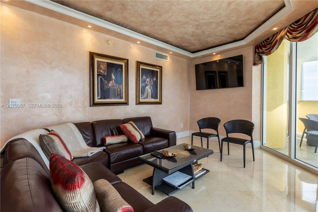 For Sale: $5,500,000 (4 beds, 4 baths, 2736 Square Feet)