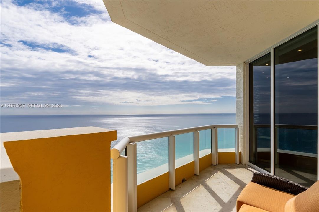 For Sale: $5,500,000 (4 beds, 4 baths, 2736 Square Feet)