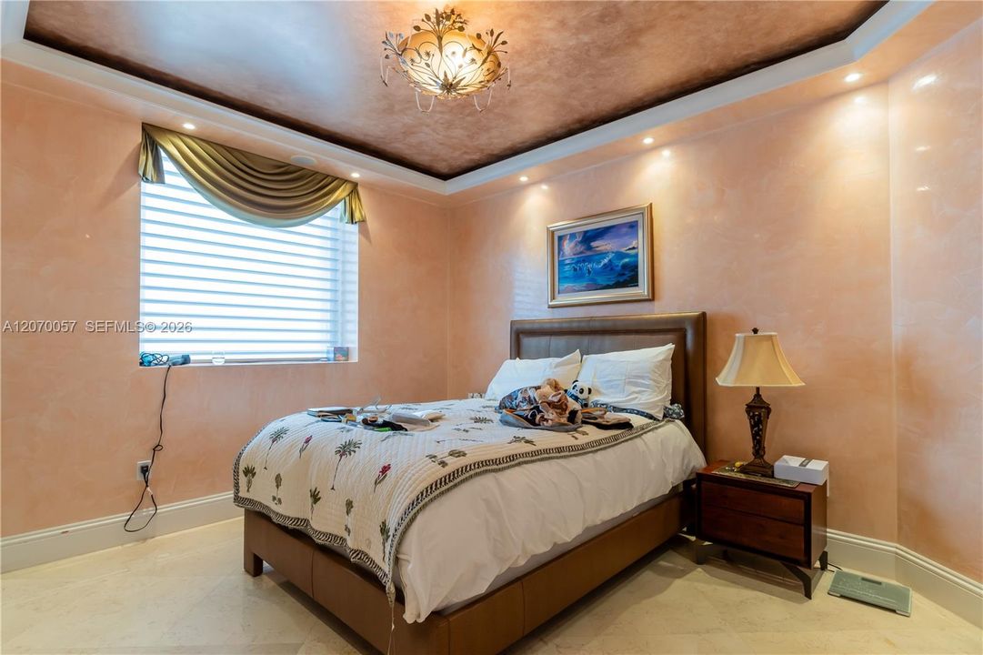 For Sale: $5,500,000 (4 beds, 4 baths, 2736 Square Feet)