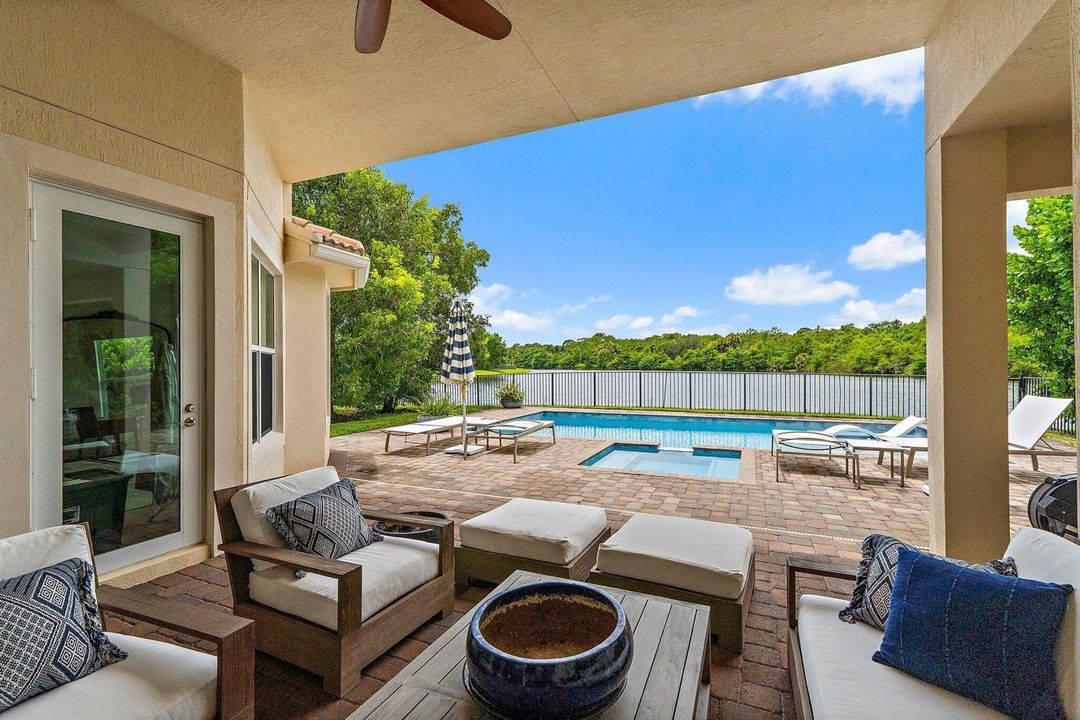 Lanai + Pool/Spa