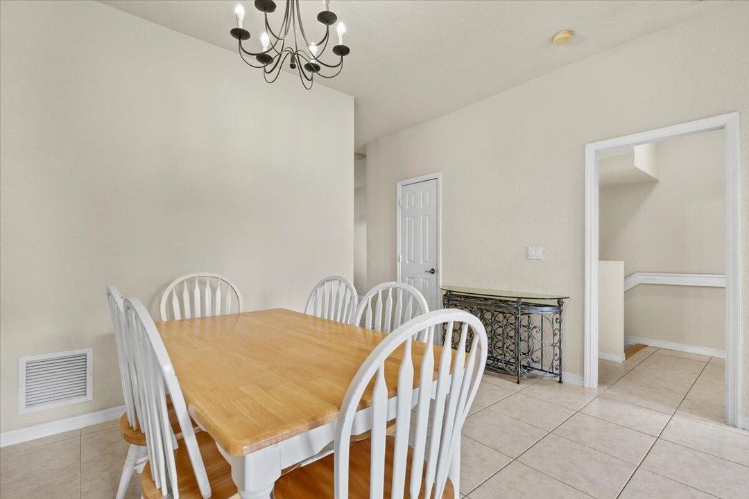 Second Floor Dining / Landing