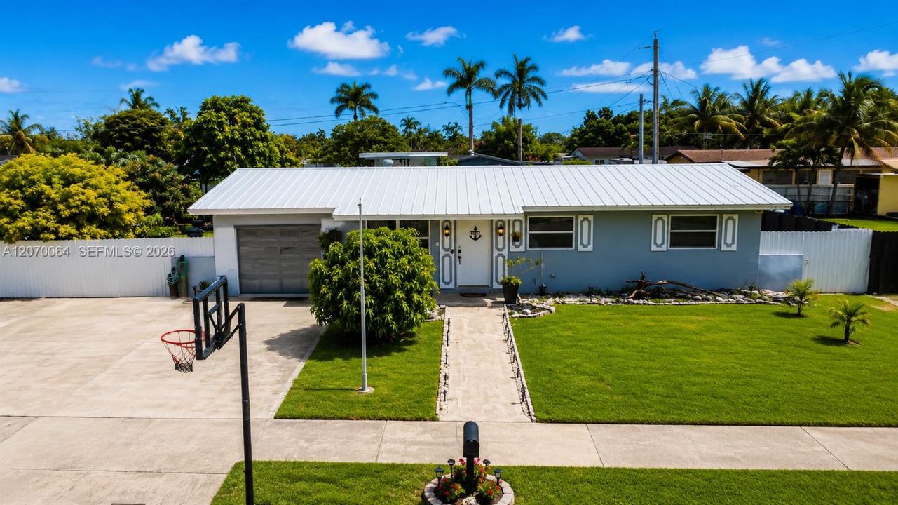 En Venta: $485,000 (3 camas, 1 baños, 1275 Pies cuadrados)