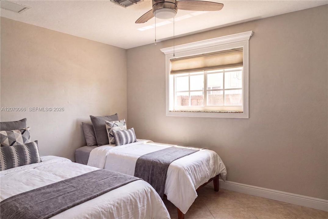 For Rent: $6,200 (3 beds, 2 baths, 1752 Square Feet)