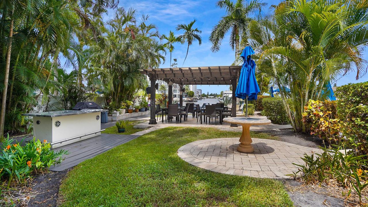 3233 NE 34th Street-14