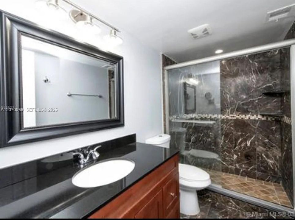 For Sale: $197,999 (2 beds, 2 baths, 970 Square Feet)
