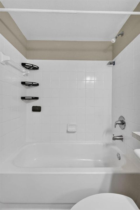 Guest Shower