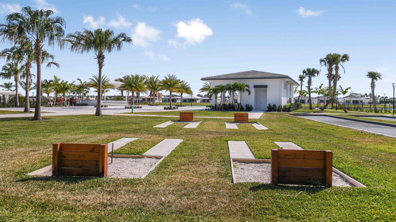 Cresswind-at-Palm-Beach-Horseshoe-Court-