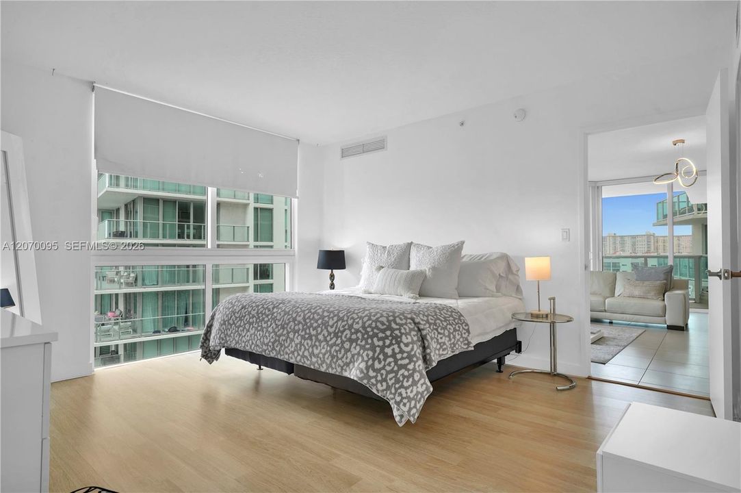 For Rent: $5,000 (3 beds, 2 baths, 1458 Square Feet)