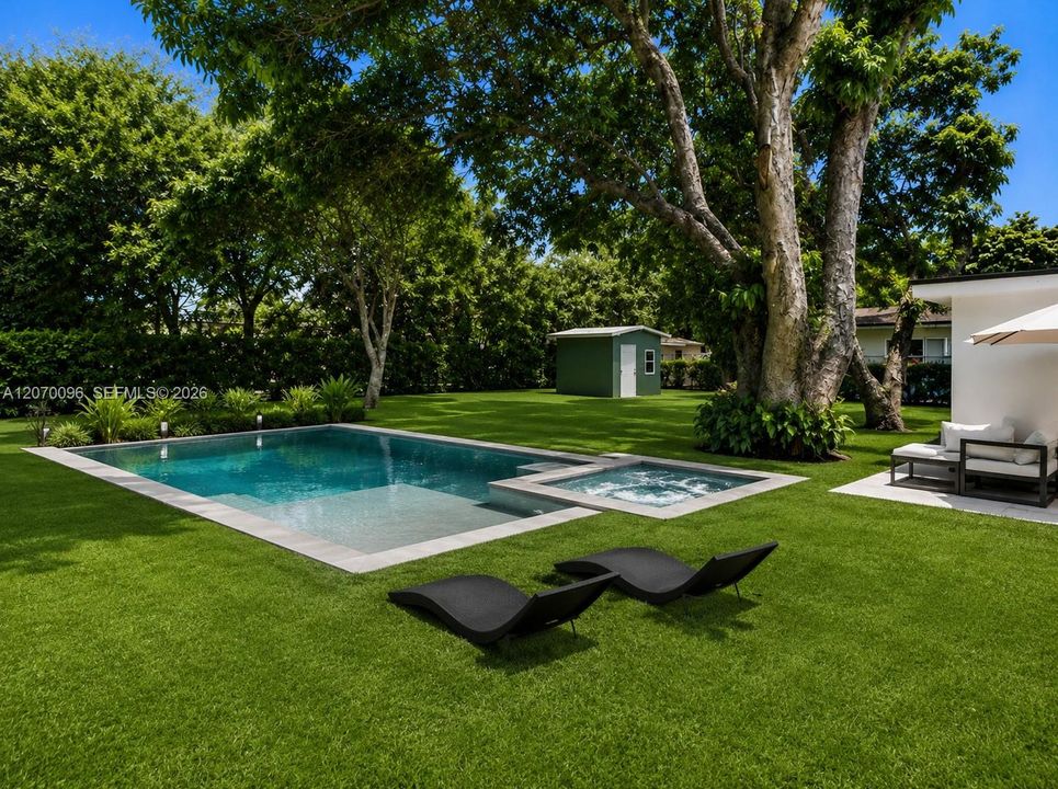For Sale: $1,195,000 (5 beds, 3 baths, 2489 Square Feet)