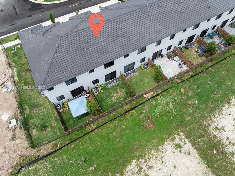 En Venta: $393,000 (3 camas, 2 baños, 1558 Pies cuadrados)