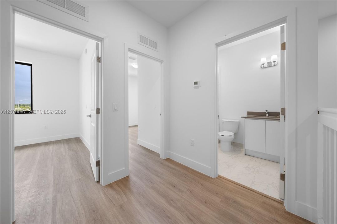 En Venta: $393,000 (3 camas, 2 baños, 1558 Pies cuadrados)