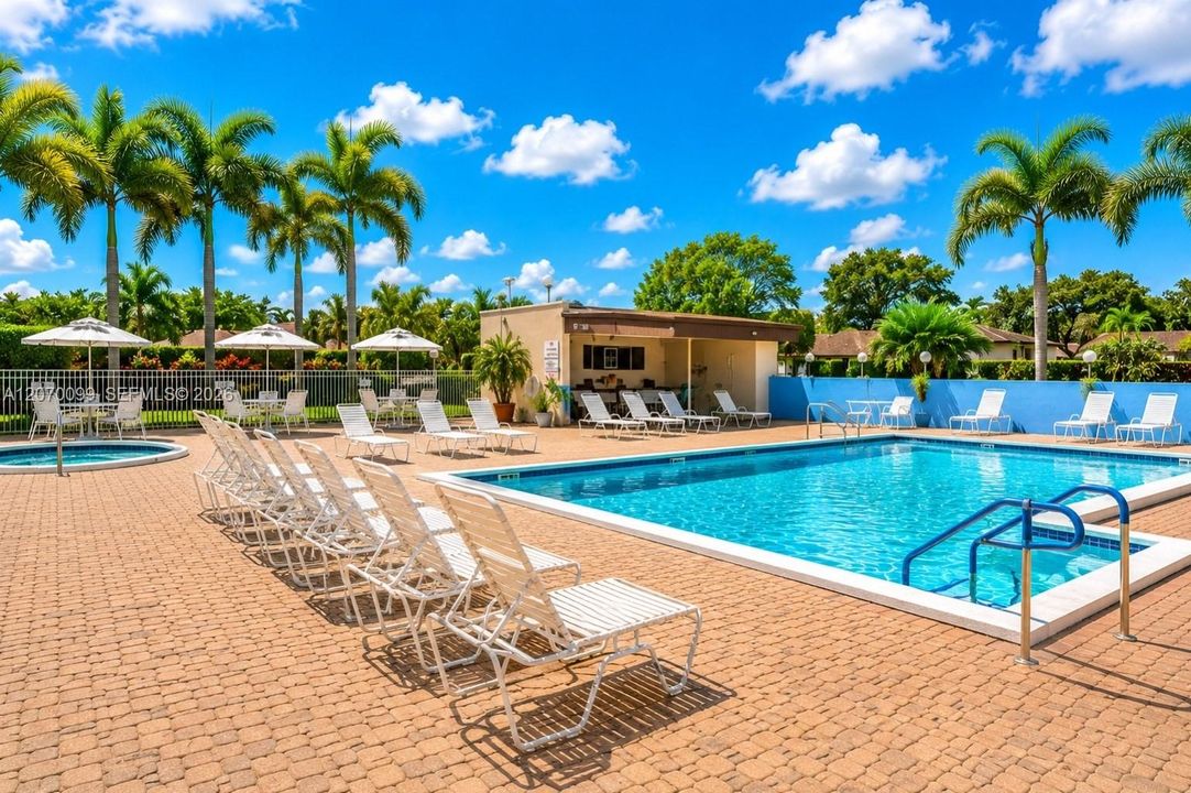 For Sale: $349,500 (2 beds, 2 baths, 1350 Square Feet)
