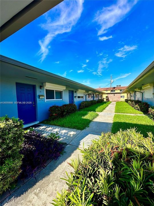 For Rent: $1,600 (1 beds, 1 baths, 630 Square Feet)