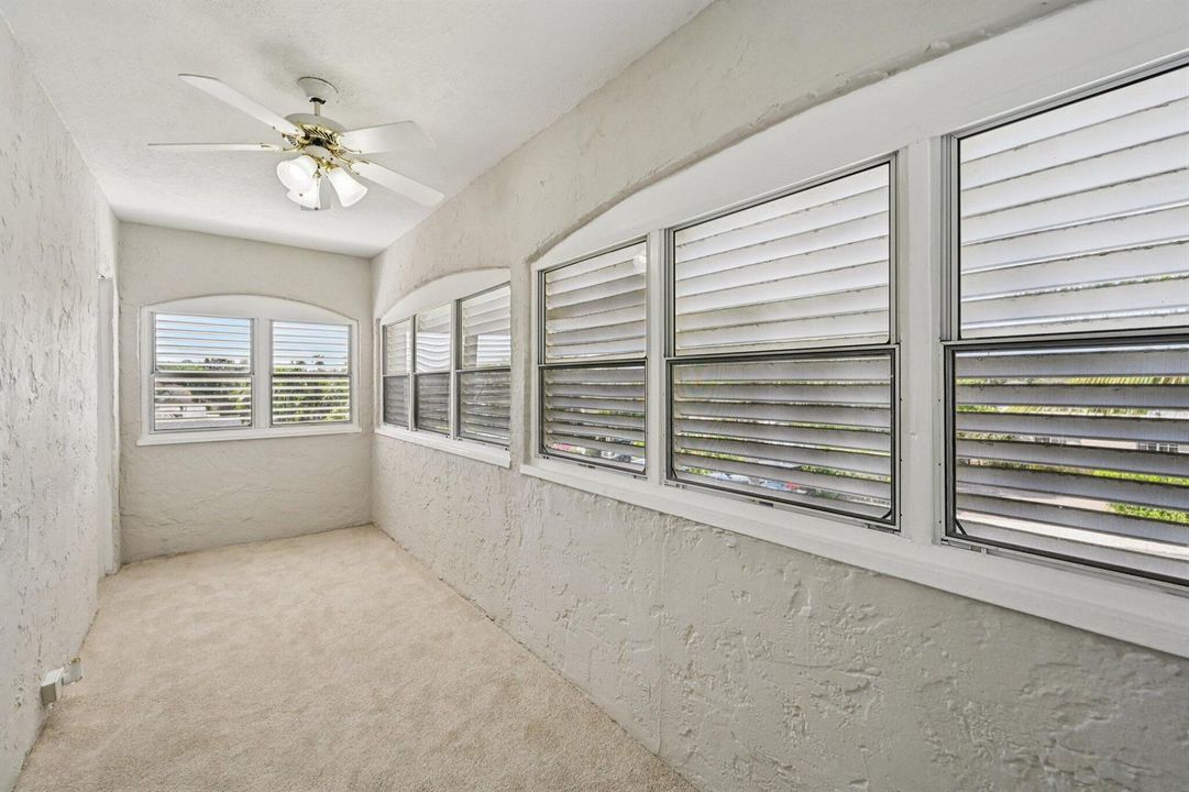 1-web-or-mls-McIntosh St-S2903-029