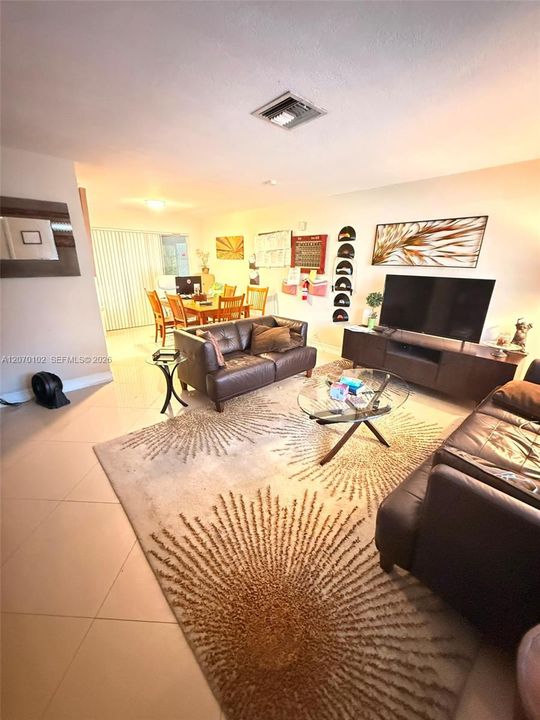 For Sale: $574,000 (3 beds, 2 baths, 1465 Square Feet)