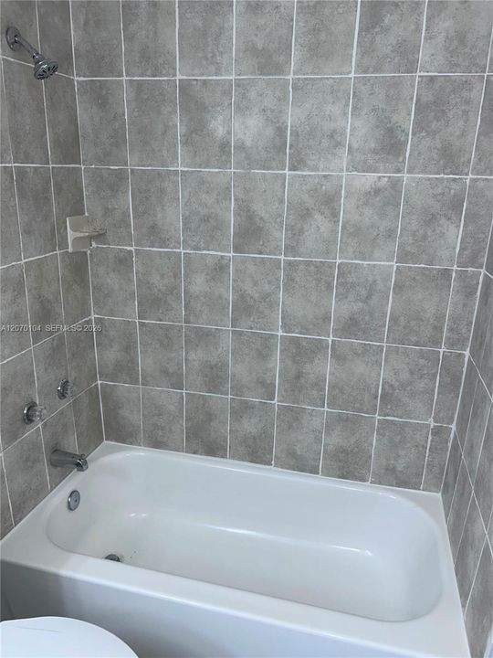 В аренду: $2,050 (2 спален, 1 ванн, 842 Квадратных фут)