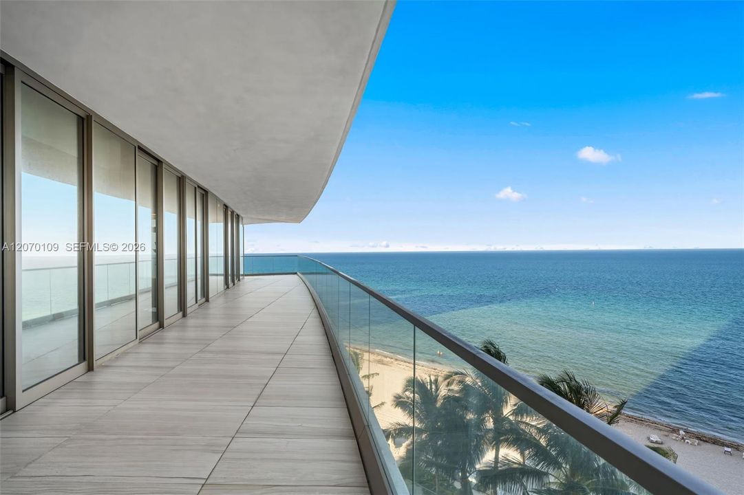 For Sale: $5,699,000 (4 beds, 5 baths, 3033 Square Feet)