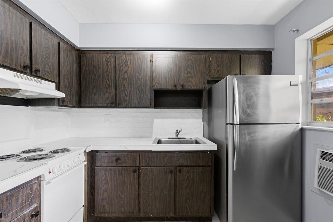 Kitchen_6125 SW48th Court 3
