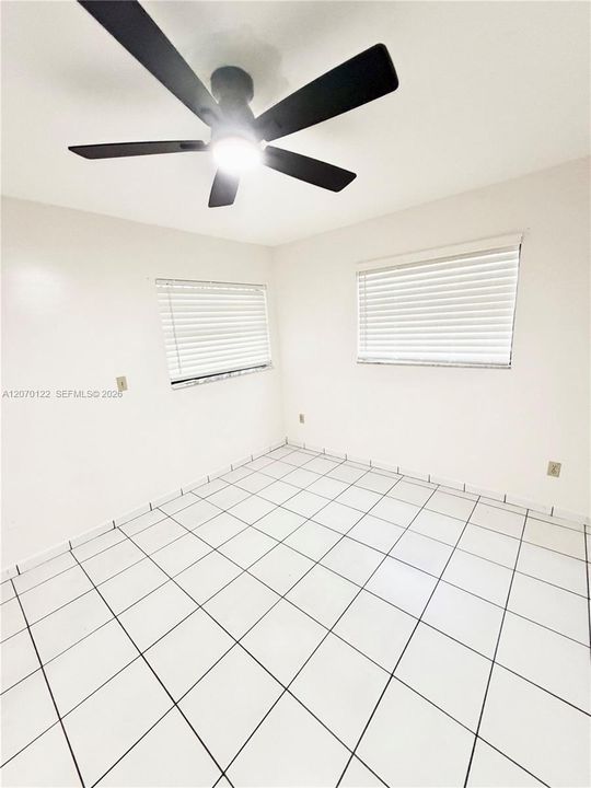 En Renta: $3,600 (3 camas, 2 baños, 1075 Pies cuadrados)