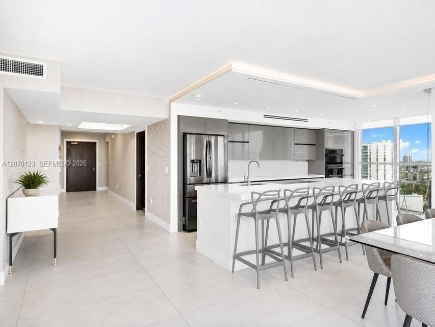 For Sale: $1,799,000 (3 beds, 3 baths, 2144 Square Feet)